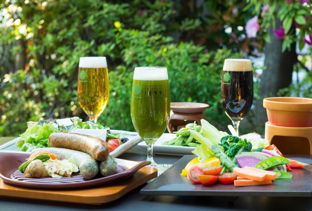 カラフルな【お茶ビール】&【お茶料理】でお茶づくし!