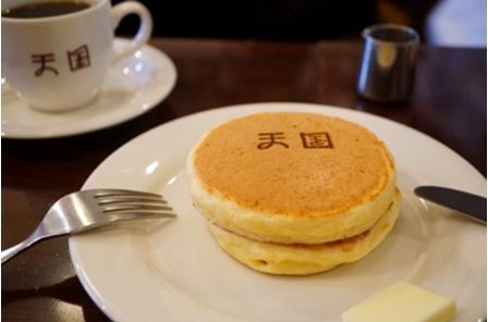 浅草喫茶店「天国」のパンケーキ