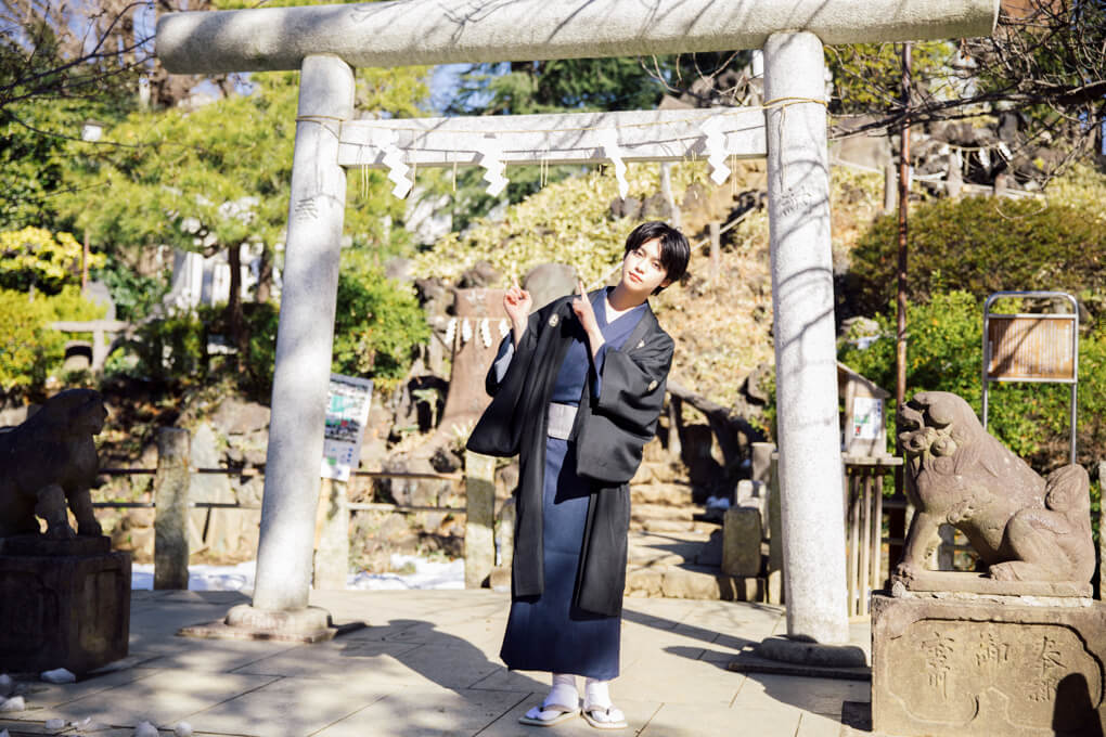 ゆうたろうデート　鳩森八幡神社　冨士塚