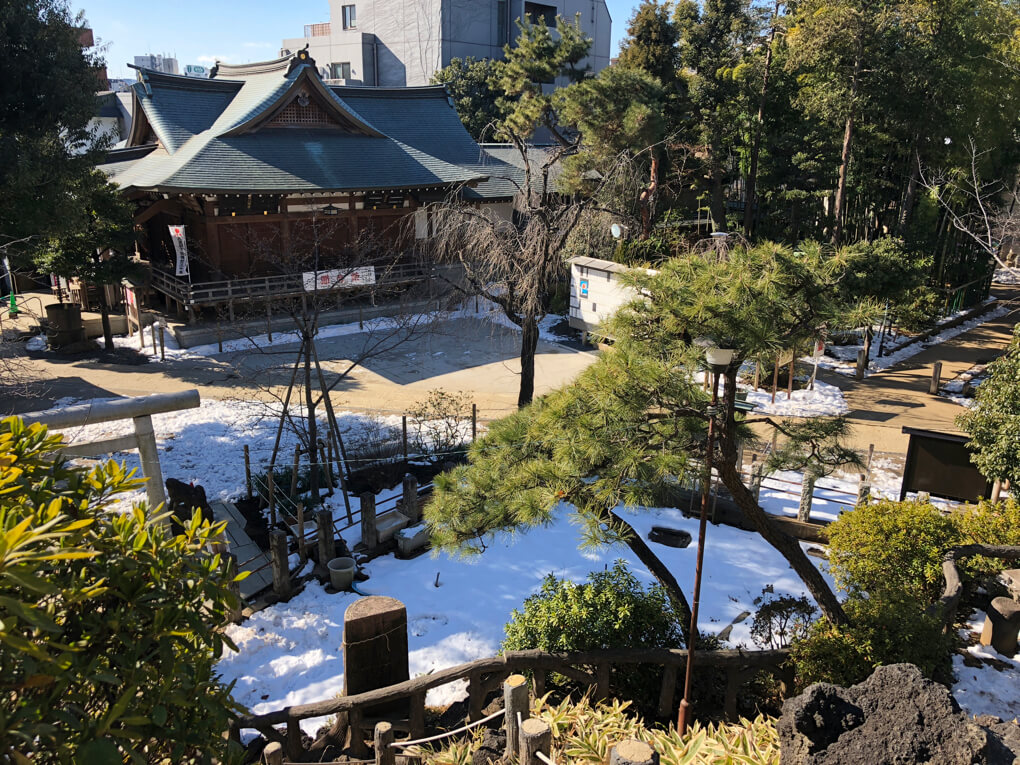 鳩森八幡神社の冨士塚