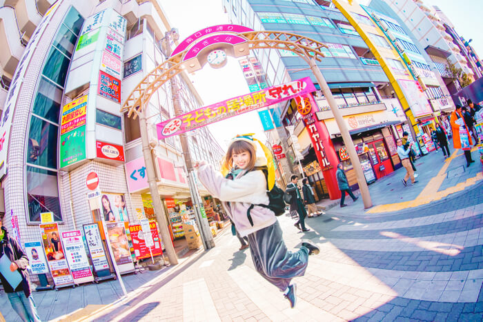 【Tokyo Stroll】Anna Yano Visits Famous Sites From “Penguindrum” Anime Series