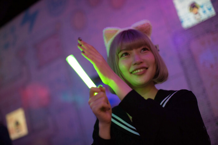 MMN Festival 2018 – SHIBUYA CAST: Ren Koseki Visits Japan’s No.1 Maid Café “Maidreamin” Famous for Instagram-Worthy Animal Parfait