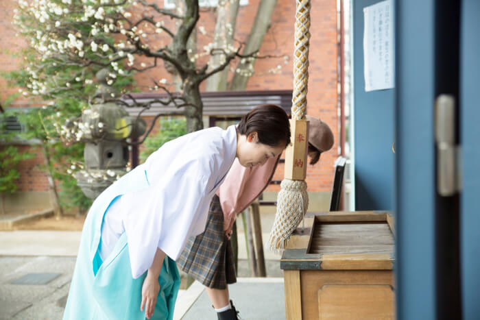 Tokyo Stroll: Learn the Manners & Etiquette of Worshipping at Onden Shrine – The Site of Marriage & Beauty Blessings