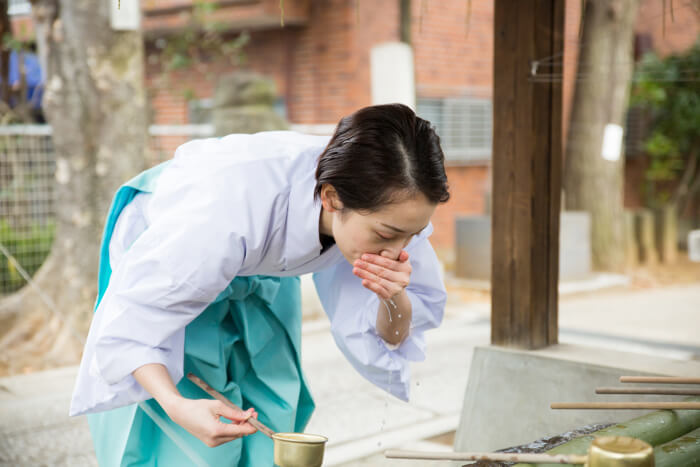 【東京散步】一起到保佑結緣和美容的穩田神社 學習參拜的禮儀吧