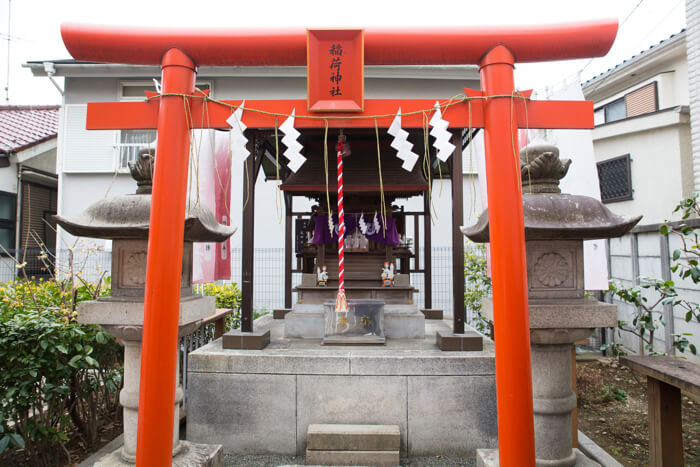 【東京散步】一起到保佑結緣和美容的穩田神社 學習參拜的禮儀吧