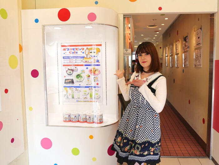 Pop Team Epic collaboration café at Sweets Paradise