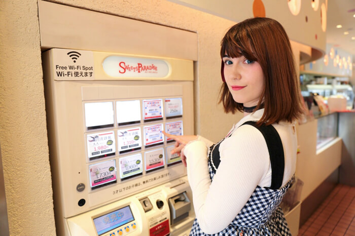 SWEETS PARADISE原宿店「POP TEAM EPIC CAFE」