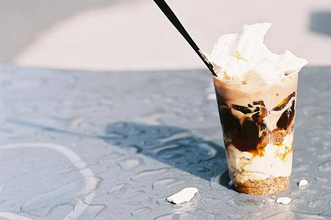 THE PARFAIT STAND2