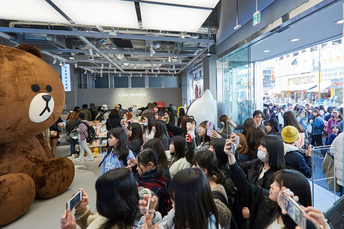 LINE FRIENDS flagship store in Harajuku　（ライン・フレンズ・フラッグシップ・ストア in 原宿）