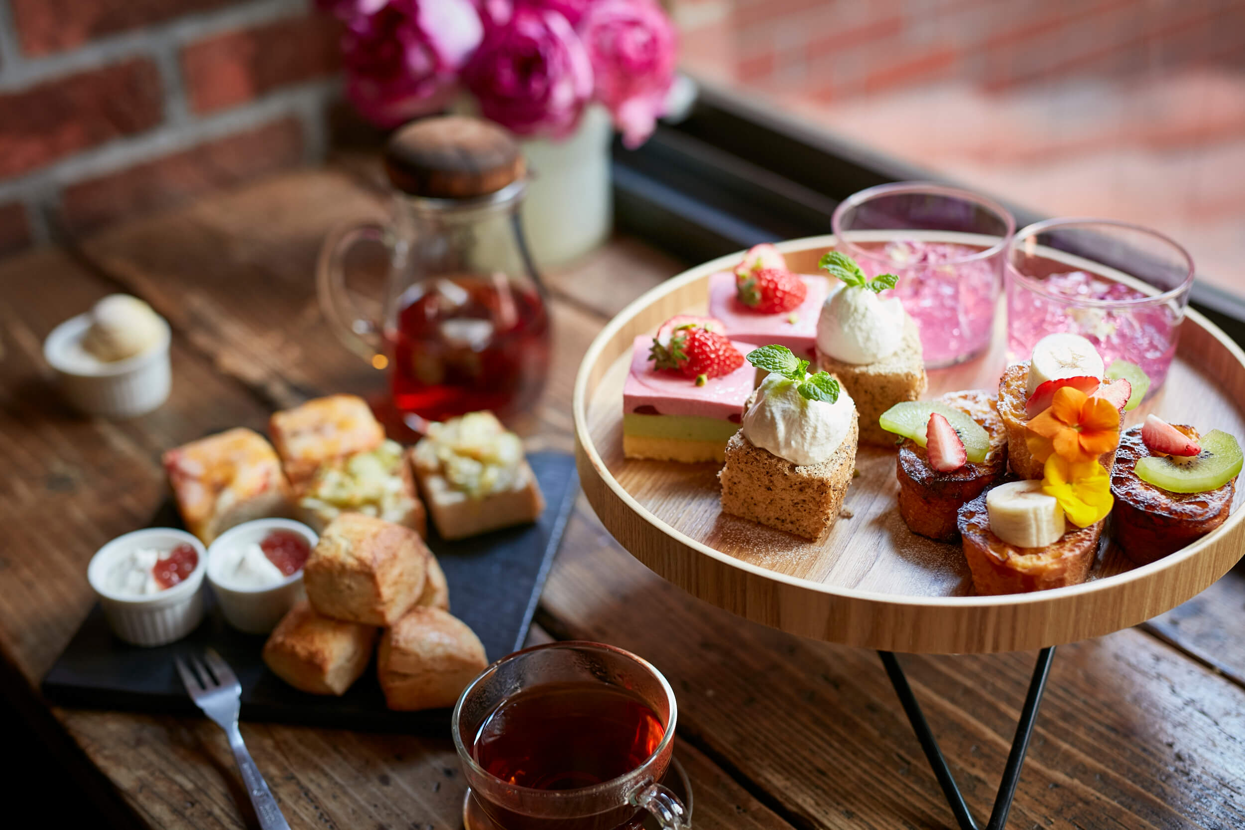 Aoyama Flower Market Celebrates Opening of London Branch with ‘Flower Afternoon Tea’