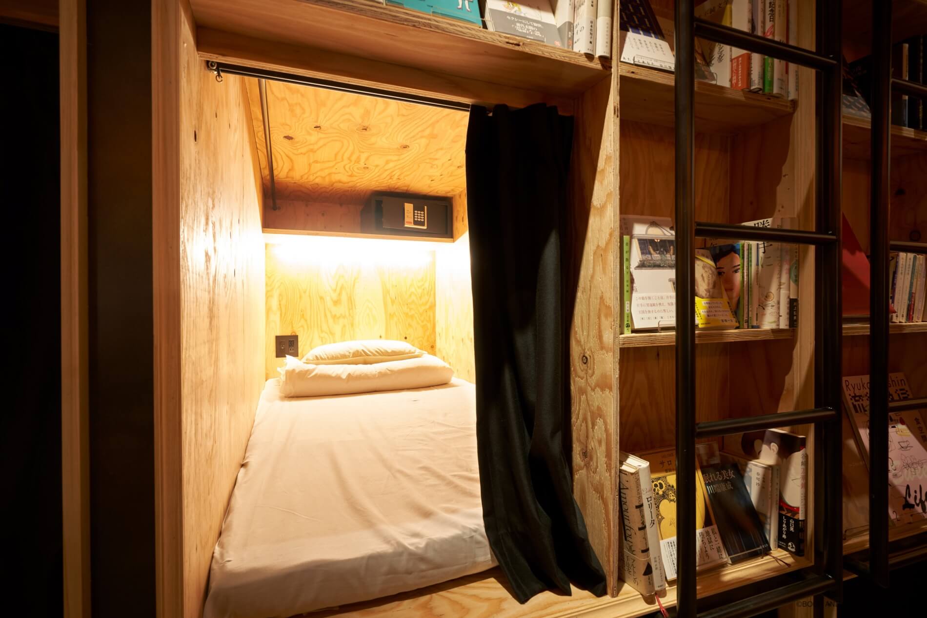 BOOK AND BED TOKYO 新宿店７