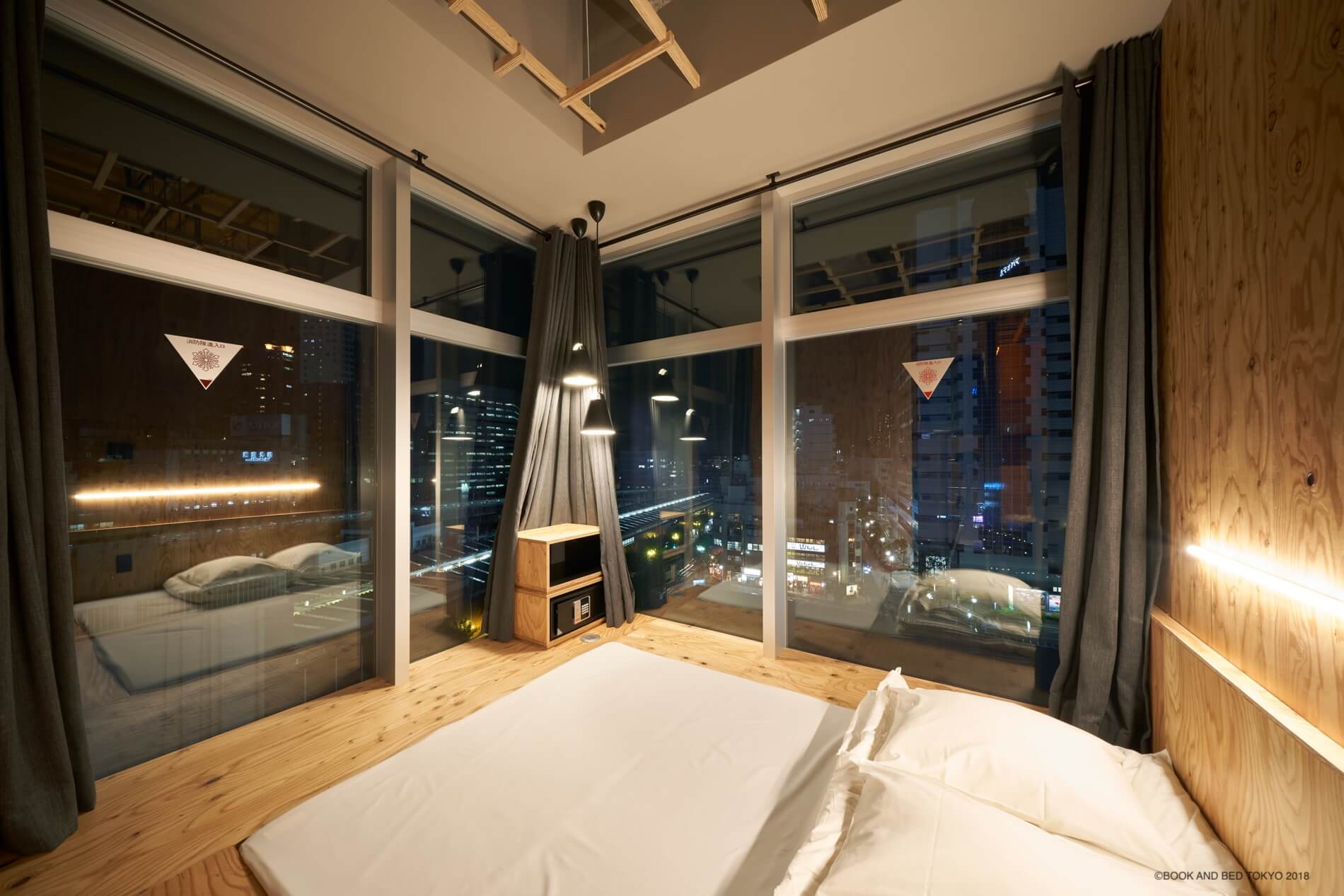 BOOK AND BED TOKYO 新宿店８