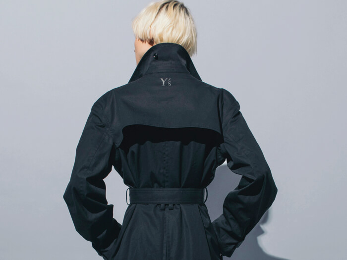 Y’s Pre-Fall 2018コレクション トレンチコート フード付きコート ウォータープルーフコート
