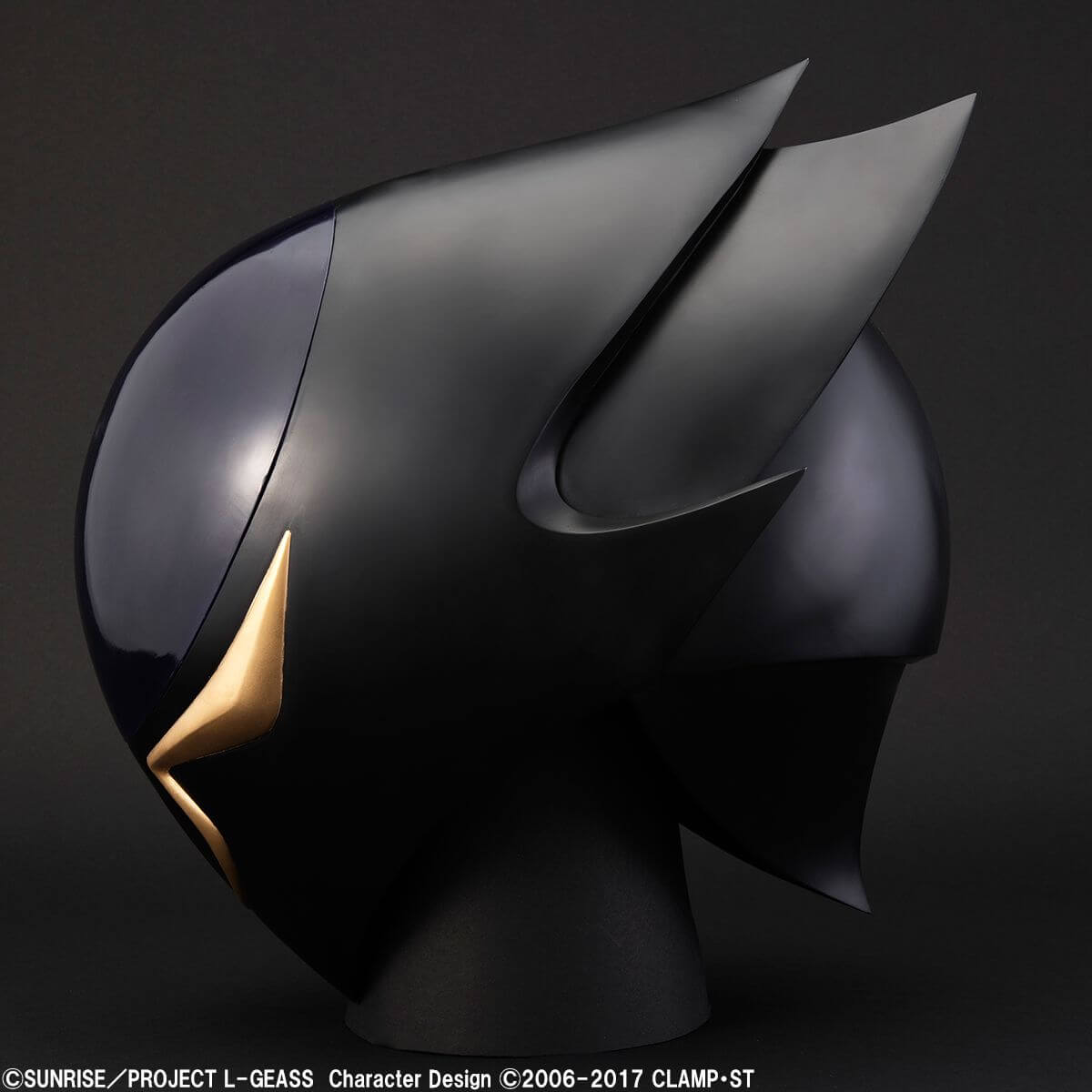 Official 1:1 Scale Zero Mask from Code Geass Released by Bandai