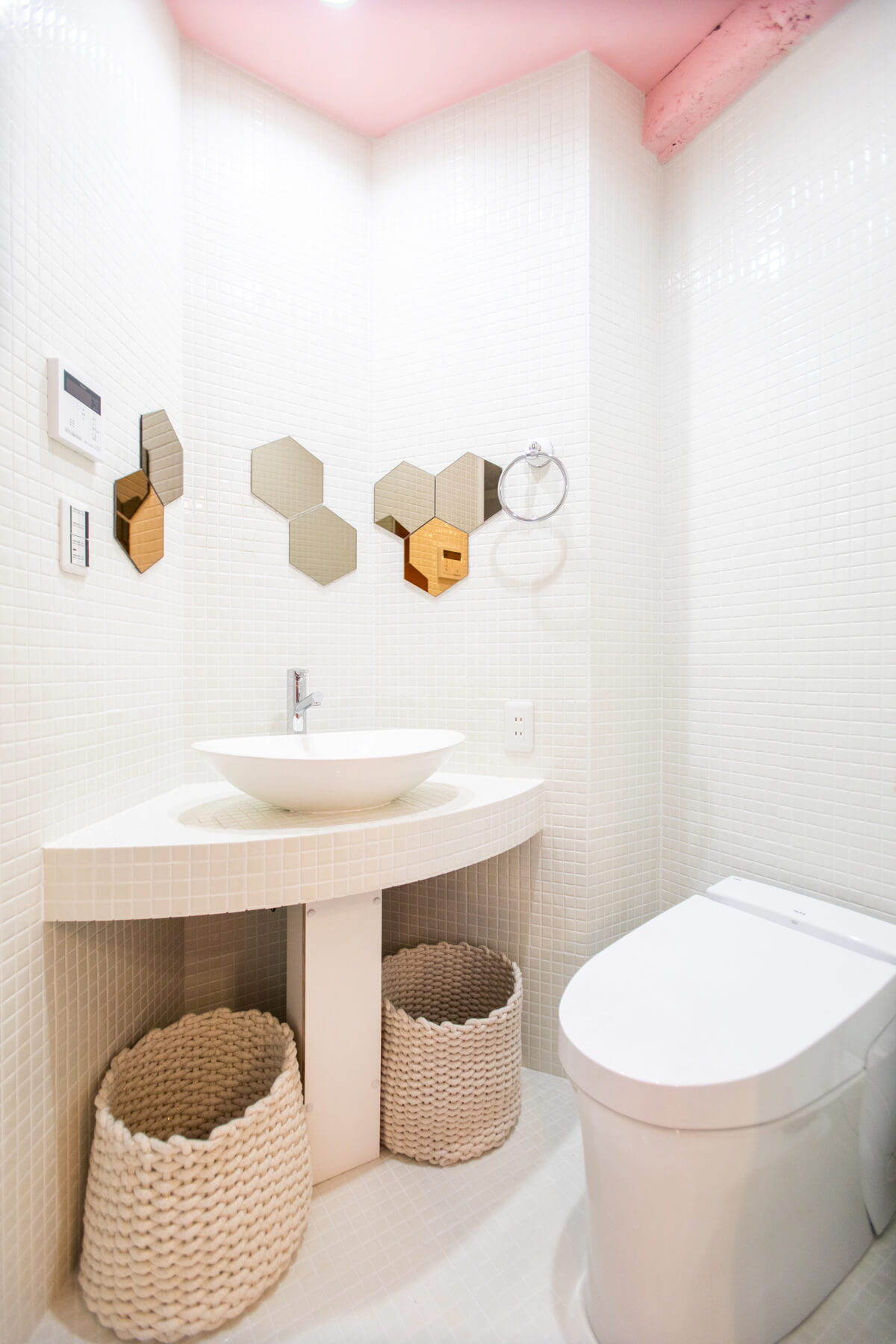 原宿　Harajuku airbnb MOSHI MOSHI ROOMS もしもしルームス_SAKURA 桜　さくら　bathroom バスルーム