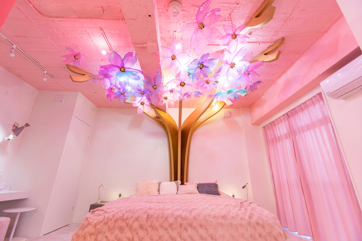 原宿　Harajuku airbnb MOSHI MOSHI ROOMS もしもしルームス_SAKURA さくら　桜　ベッドルーム