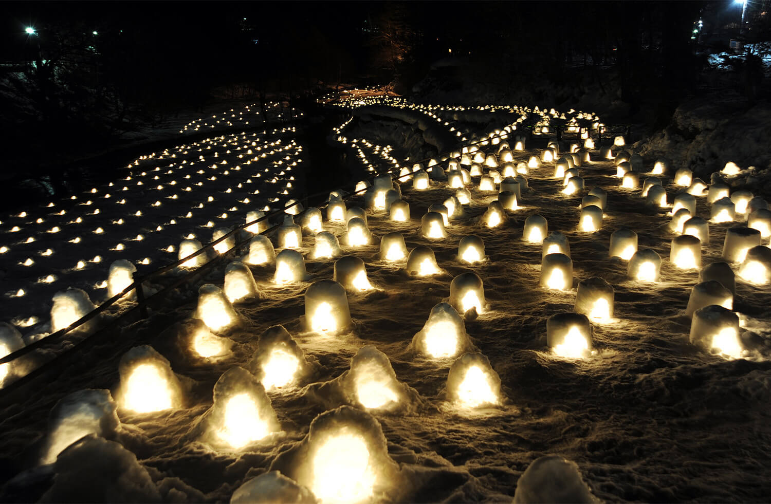 湯西川温泉かまくら祭 kamakura matsuri illumination