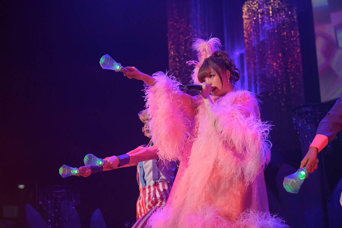 kyary-pamyu-pamyu-%e3%81%8d%e3%82%83%e3%82%8a%e3%83%bc%e3%81%af%e3%82%9a%e3%81%bf%e3%82%85%e3%81%af%e3%82%9a%e3%81%bf%e3%82%85%e3%80%8026th-concert-%e3%83%8f%e3%82%99%e3%83%bc%e3%82%b9%e3%83%86-2