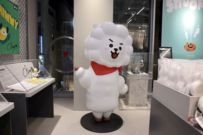 LINE FRIENDS FLAGSHIP STORE 原宿5