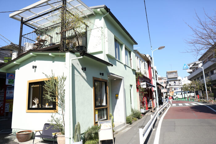 原宿 カフェ サンドイッチ 美容室 cafe harajuku salon whyte