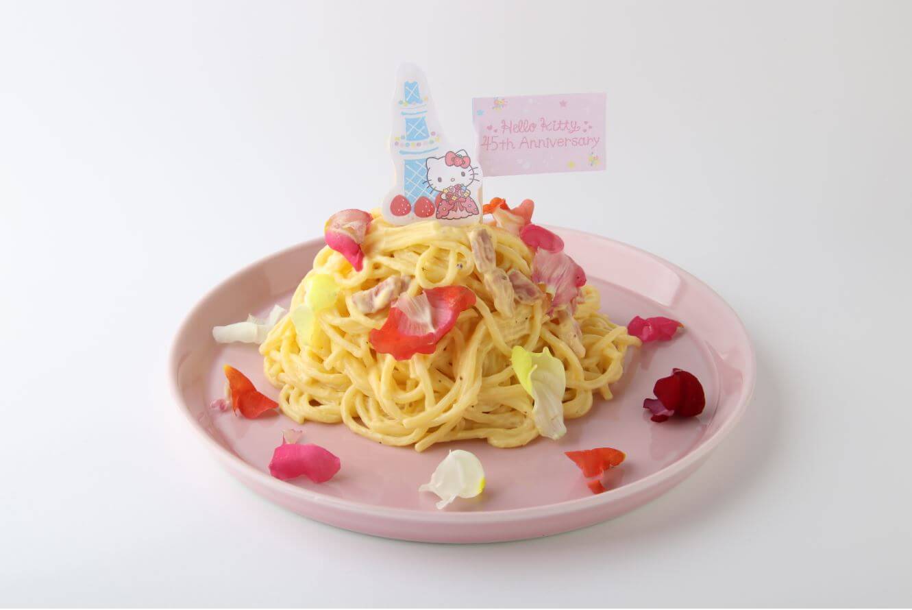 ハローキティ カルボナーラのフラワーパスタ hello Kitty pasta