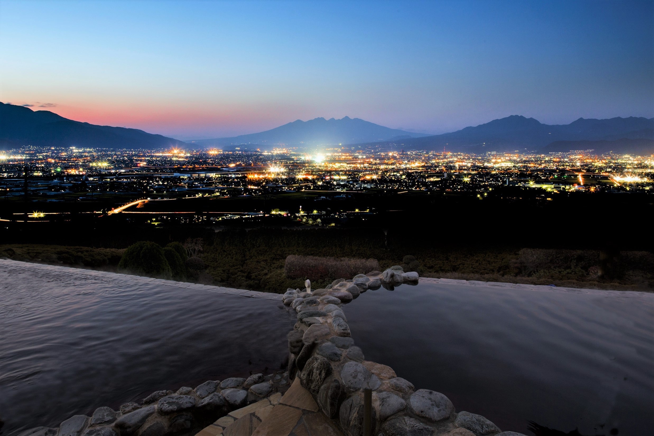 みはらしの丘 みたまの湯 miharashi no oka mitamano yu 夜景100選img_191537_1-min