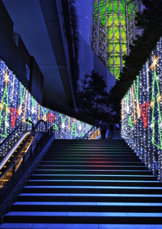クリスマス限定ライティングとソラミ坂 Christmas Illumination Tokyo Skytree Town