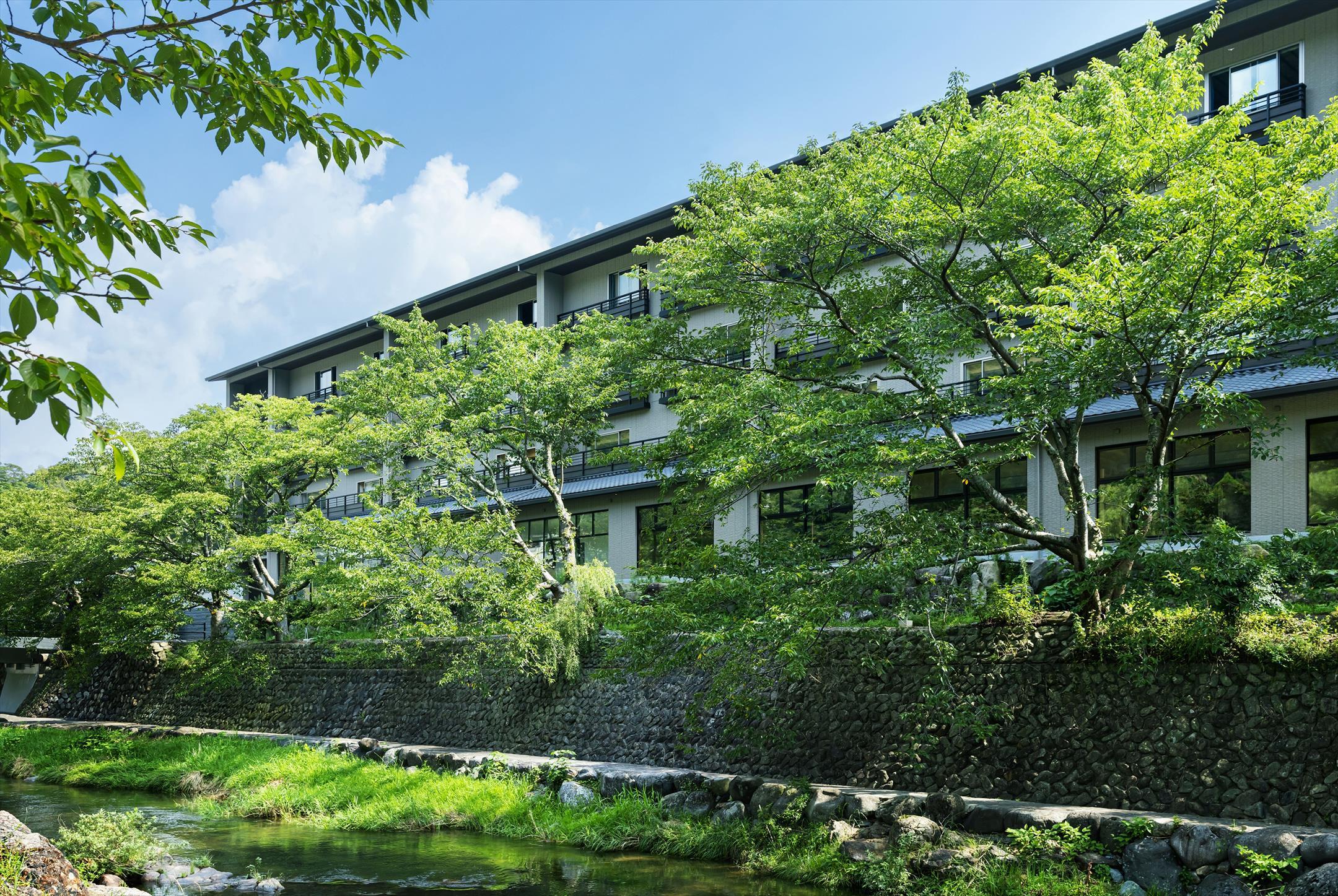 Hoshino Resorts