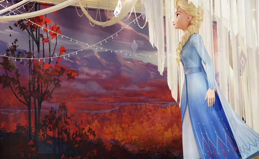 ディズニー最新作 アナと雪の女王2 エルサをイメージしたメイクで 美しくなる魔法がかかる Moshi Moshi Nippon もしもしにっぽん