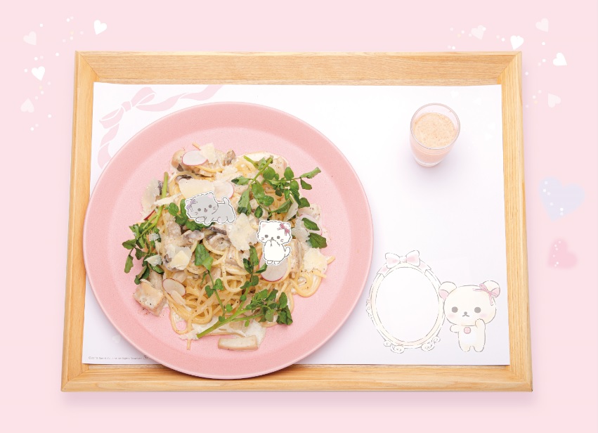 Korilakkuma Cafe魔法でおいしく！鶏ときのこのクリームパスタ