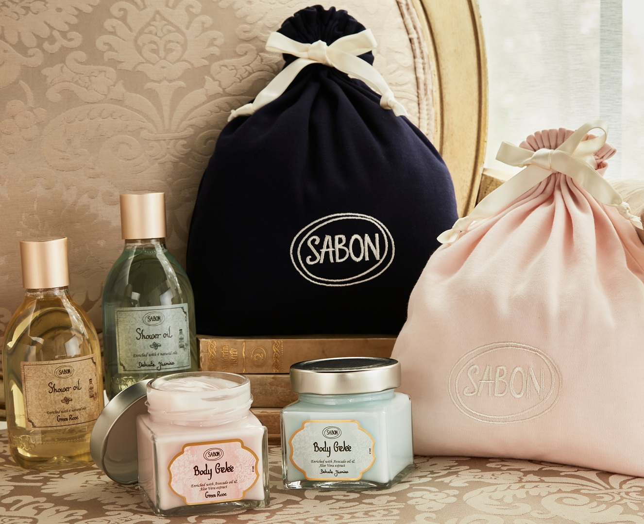 sabon%e3%81%a8gu%e3%82%b3%e3%83%a9%e3%83%9c%e3%83%ab%e3%83%bc%e3%83%a0%e3%82%a6%e3%82%a7%e3%82%a2-roomwear-%e7%9d%a1%e8%a1%a31-2