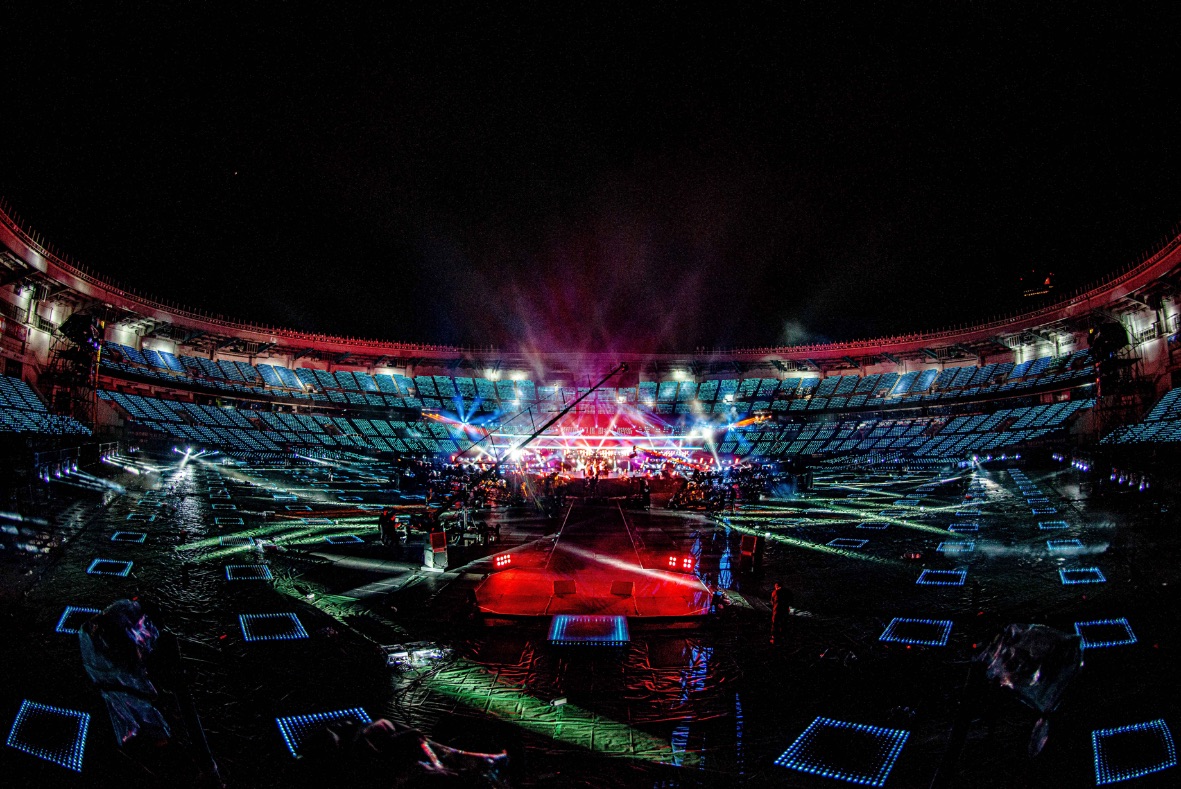 one-ok-rock-2020-field-of-wonder-at-stadium-live-streaming-supported-by-au-5g-live-%e3%83%af%e3%83%b3%e3%82%aa%e3%82%af%e3%83%ad%e3%83%83%e3%82%af-2