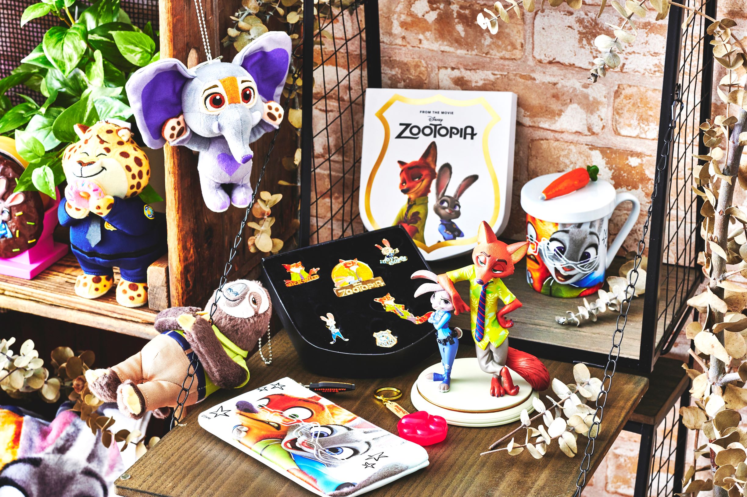 New Disney Store Japan Wood Pin Set Pinocchio 80th Anniversary & Magnet