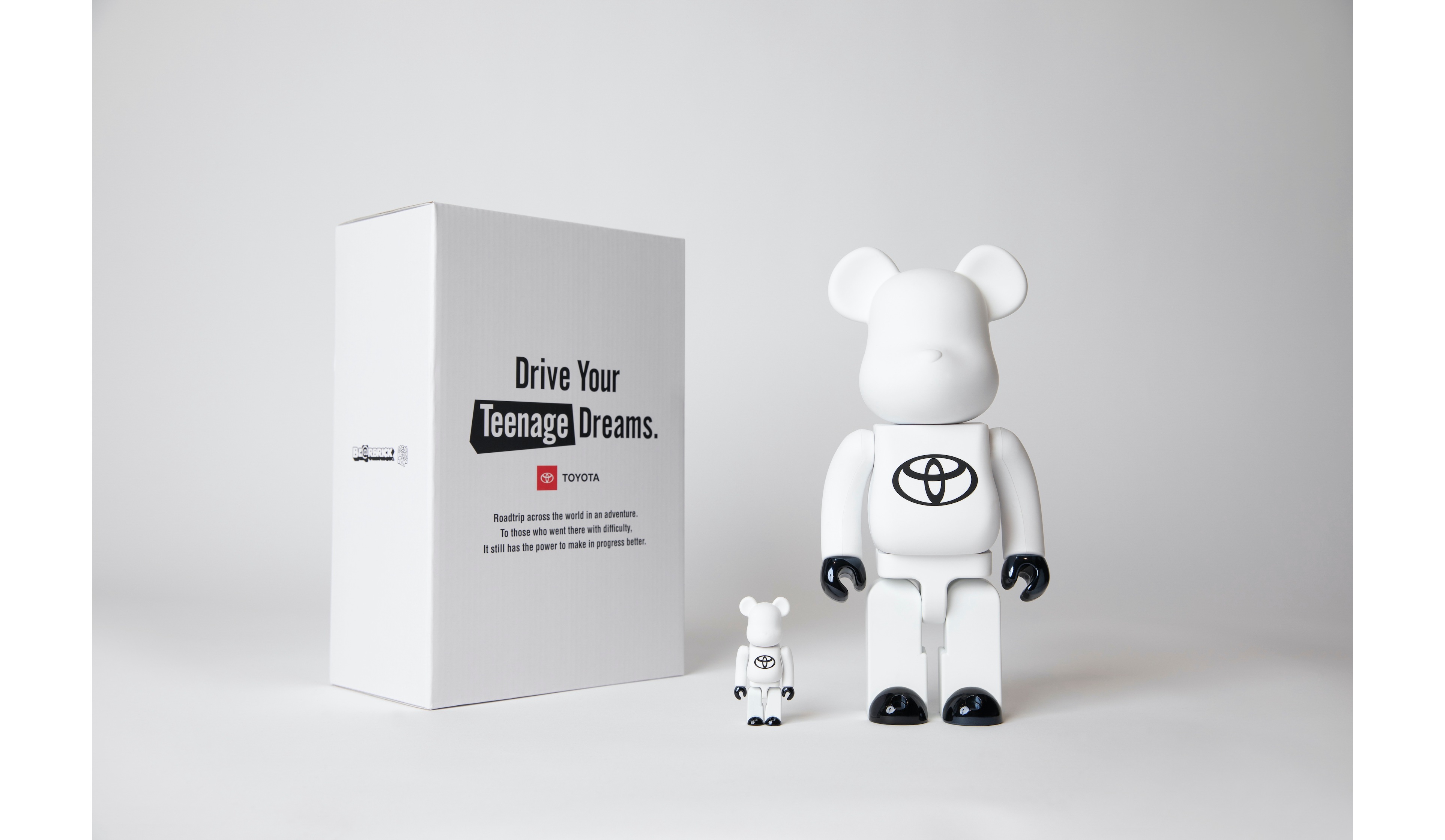 ベアブリック BE@RBRICK TOYOTA  1000%