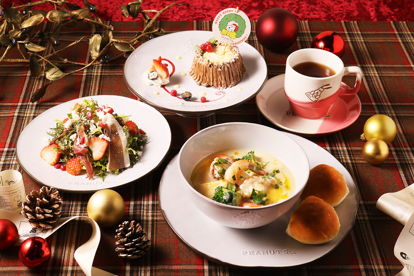 スヌーピーの期間限定クリスマスメニューが Peanuts Cafe と Peanuts Diner に登場 Moshi Moshi Nippon もしもしにっぽん